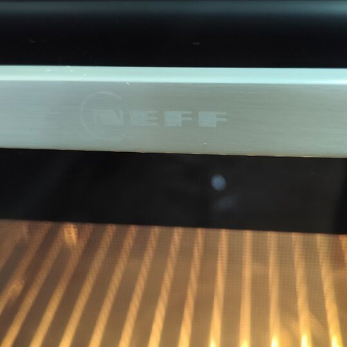 Neff Built-In Oven Like New, Fully Functional with Two Trays and Grill