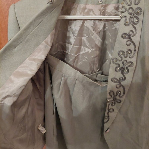 Women suit with skirt J.P. FALL used, size Large