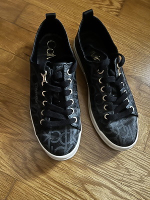 Παπούτσια Sneakers Calvin Klein μέγεθος 38 σαν καινούργια, μπλε σκούρο με χρυσές λεπτομέρειες