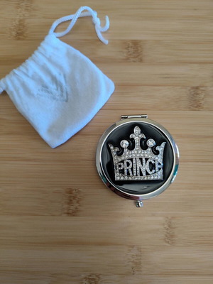 Prince double pocket mirror like new with pouch