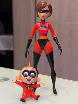 Elastic Girl and Jack Jack action figure used, Pixar 2004