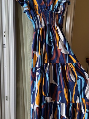 Doca maxi summer dress like new, size M, multicolor