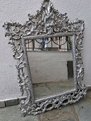 Vintage mirror like new, dimensions 60x90