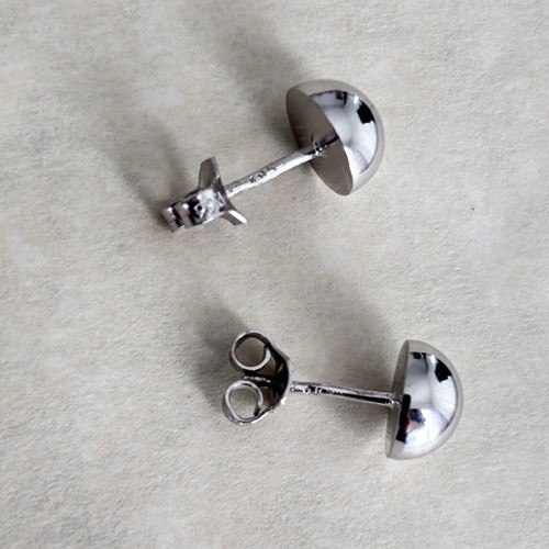 White 14k ball earrings like new