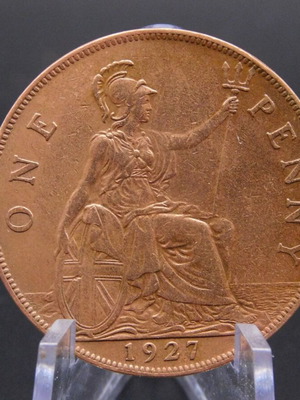 Great Britain 1 Penny 1927 coin (George V - Britannia)