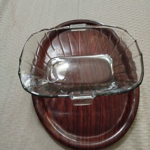 Glass serving dish like new, greenish glass