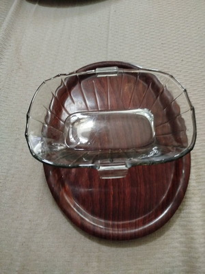 Glass serving dish like new, greenish glass