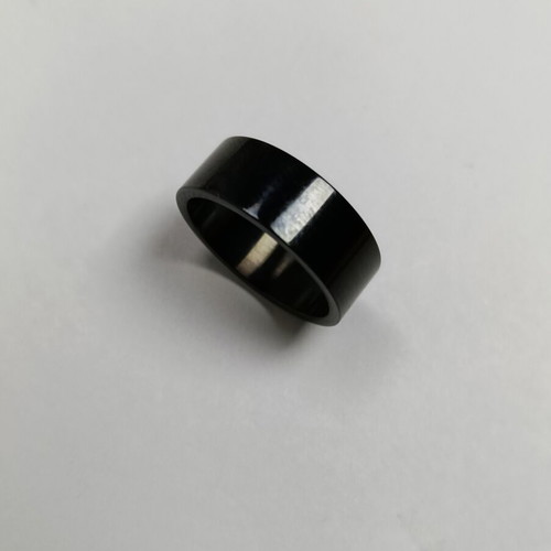 Steel ring used, smooth surface, 7.5 mm width, size 19 mm