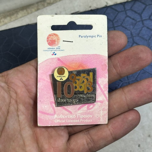 Paralympic Pin Athens 2004 Countdown 10 Days used