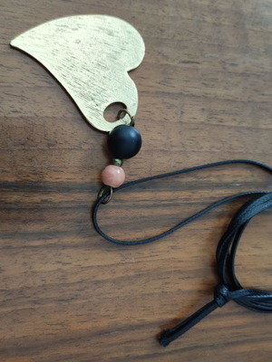 Long necklace used with heart pendant