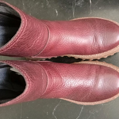 Camper boots burgundy leather like new, size 39/39.5
