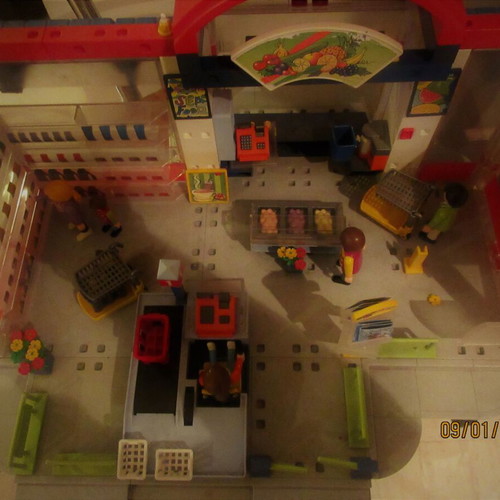 Playmobil Supermarket set 90s used
