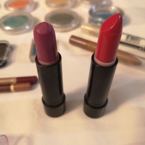 Makeup set used, 17 pieces including Seventeen and Dermacol