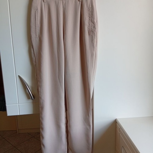 Stradivarius high-waisted beige pants like new