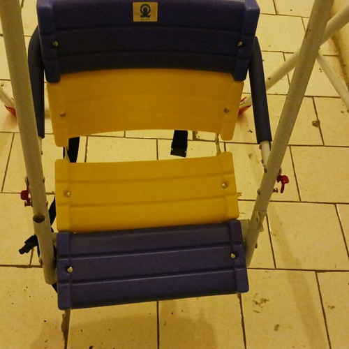 Children's swing like new for indoor and outdoor use