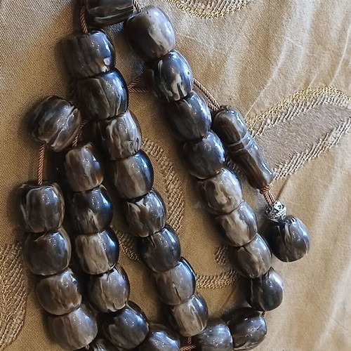 Worry beads used, 1970s vintage bakelite