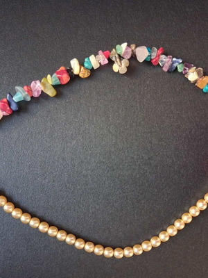 Multicolor Gemstone Chip and Pearl Bead Necklace like new