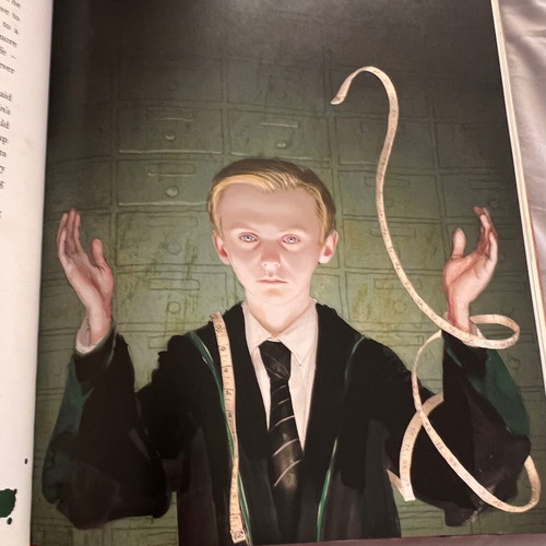 Harry Potter and the Philosopher's Stone Illustrated edition new, paperback