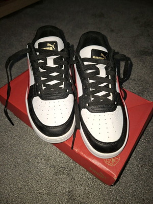 Puma sneakers black size 37 like new
