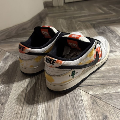 Nike SB Dunk Low Raygun sneakers used, size 45.5