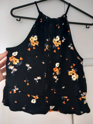 H&M summer blouse with flowers, like new, size S