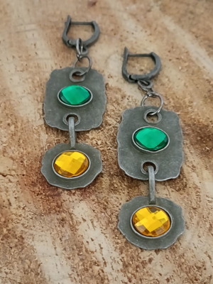 Handmade vintage dangling earrings made of aged metal