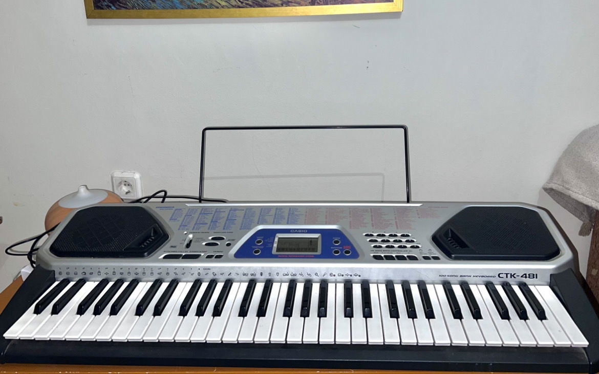 Casio ctk hotsell 481 midi