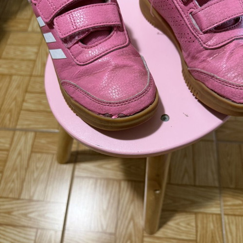 Adidas No31 girls' pink sneakers size 31