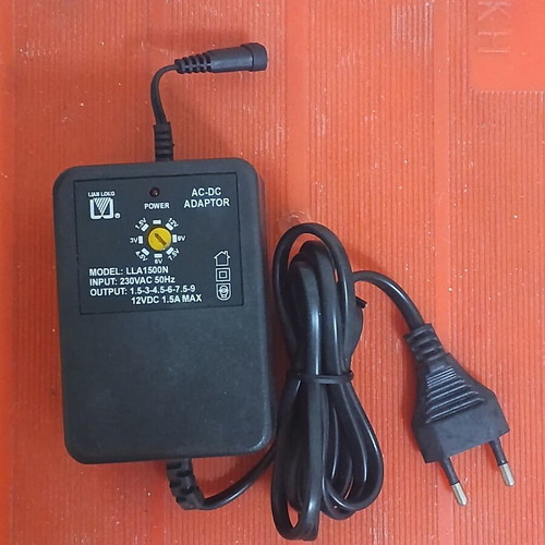Power supply 1.5A with adjustable voltage 1.5-12V