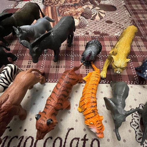 Plastic animals used, set of 30, farm jungle sea