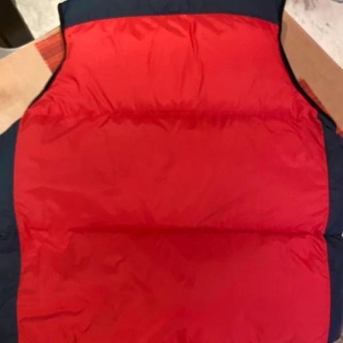Nautica sleeveless jacket double sided XL like new, down and feather