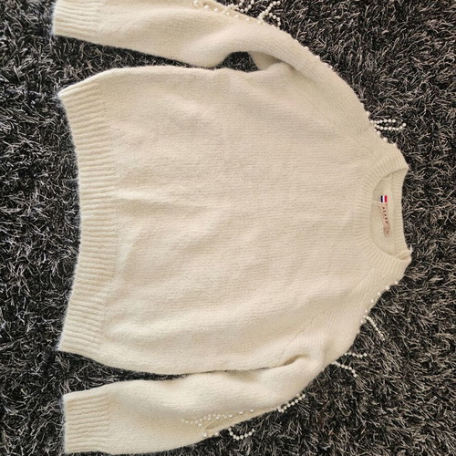 Azaka sweater new, beige with pearls on sleeves