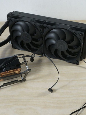 Acer Predator 240mm AIO Water CPU Cooler used, LGA 1700
