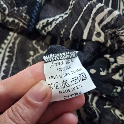 Anna Riska kaftan 100% natural silk, like new, size XL