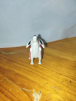 Roaring toy animal new