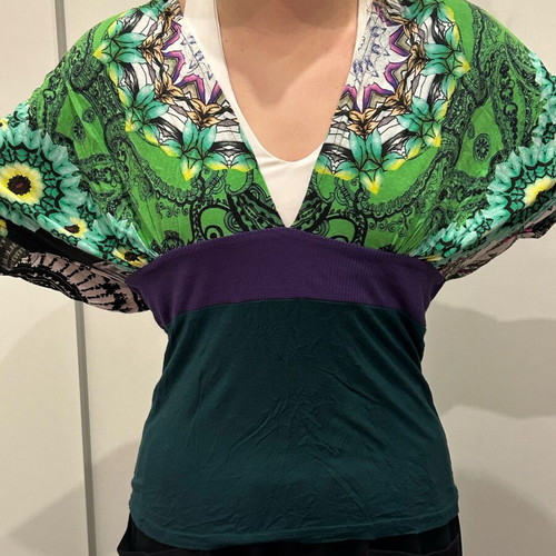 Xrtc blouse like new, multicolor green, size S