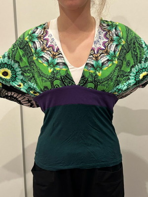 Xrtc blouse like new, multicolor green, size S
