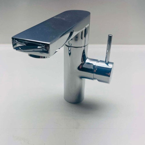 Hansa Mixer Faucet for Washbasin like new, minimal design
