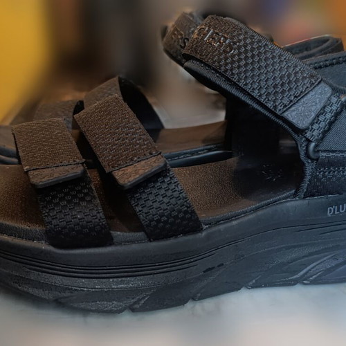 Skechers D'Lux Walker women's anatomical sporty black sandals new