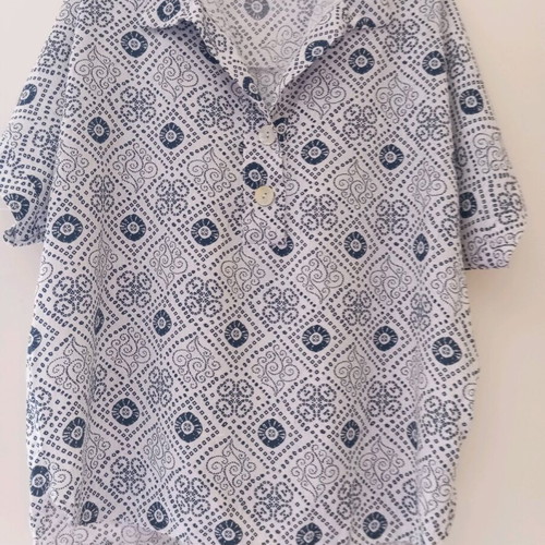 Blouse used thin summer with two buttons, XL