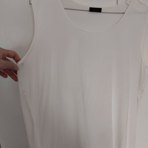 Basler Black Label official white cream sleeveless blouse new size Medium