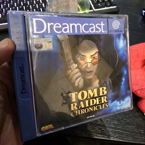 Sega Dreamcast Tomb Raider bundle used