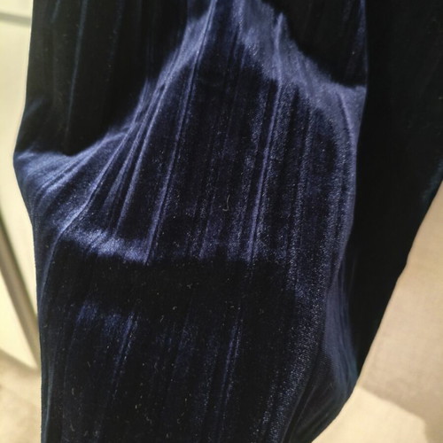 Blue Velvet Pleated Wide Leg Pants new, size medium