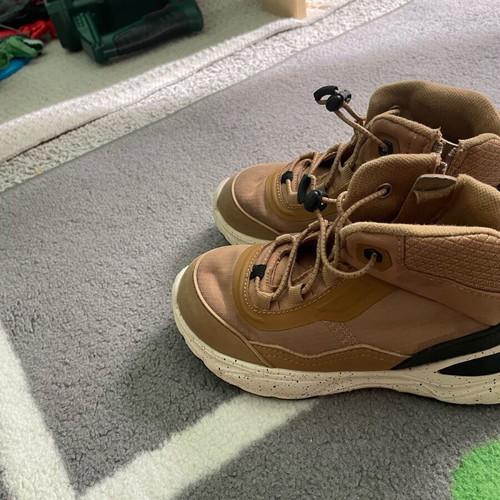 Zara athletic boots used, size 27, white and beige