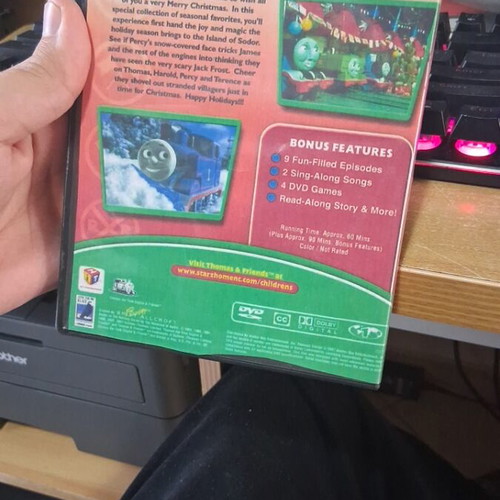Thomas and Friends Ultimate Christmas DVD like new, no subtitles