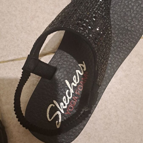 Skechers sandals size 37 used, black, memory foam sole with minor defect