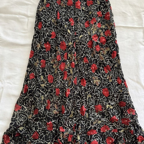 Belle Chic Women's Floral Midi Skirt like new, black and red