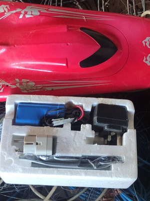 Rechargeable Battery Speedboat Model New with 2 Propellers