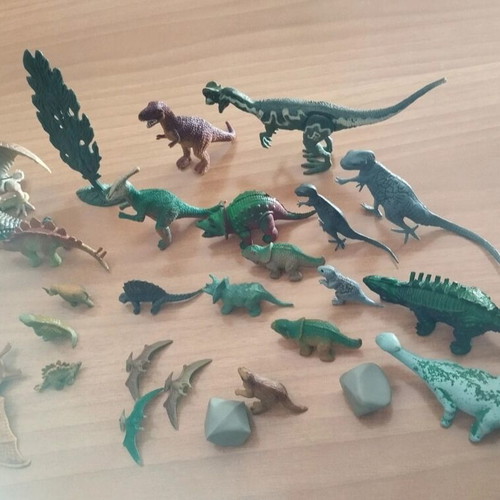 Dinosaur collection like new