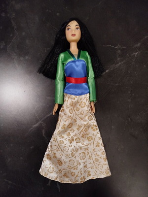 Disney Store Princess Mulan doll like new